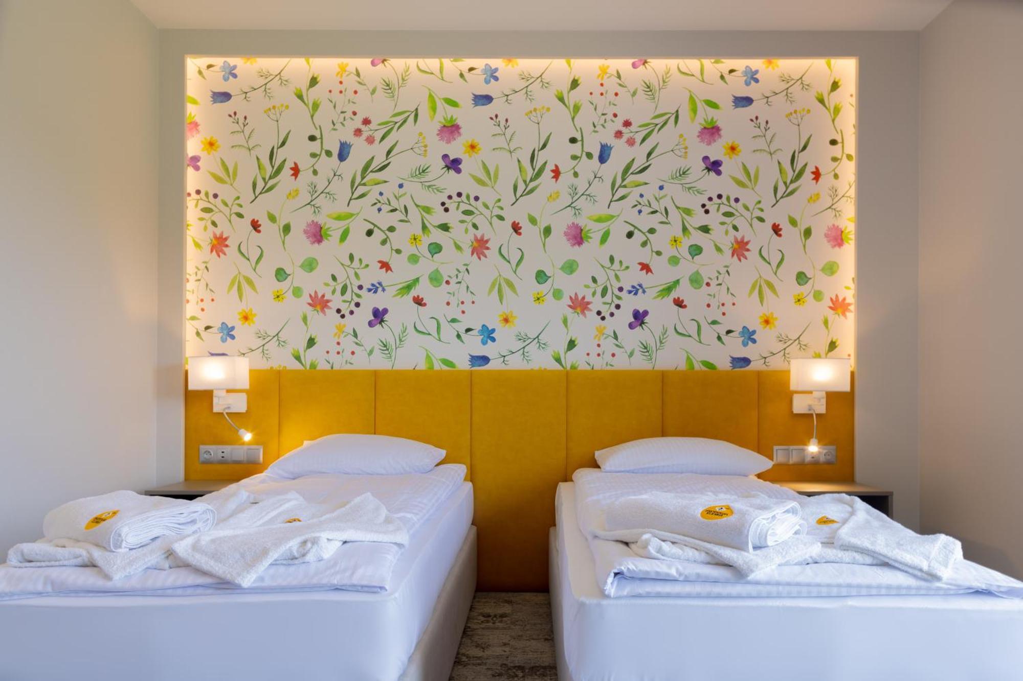 Hotel Miodowa Klinika Kamianna Esterno foto